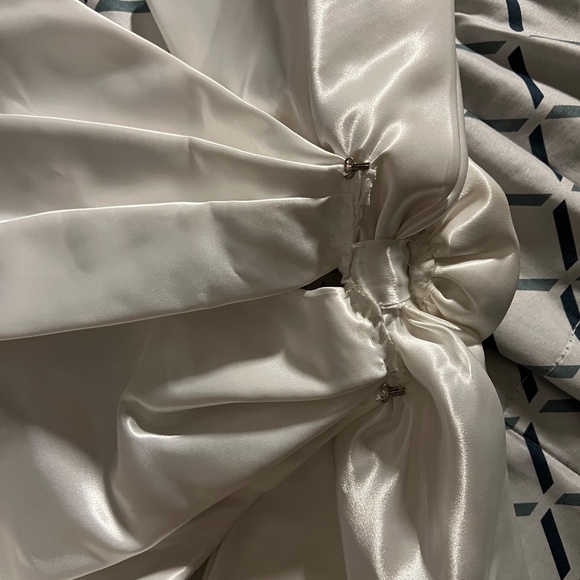 Custom One of a Kind Wedding Dress (vintage, made in 1992) - Picture 11 of 15